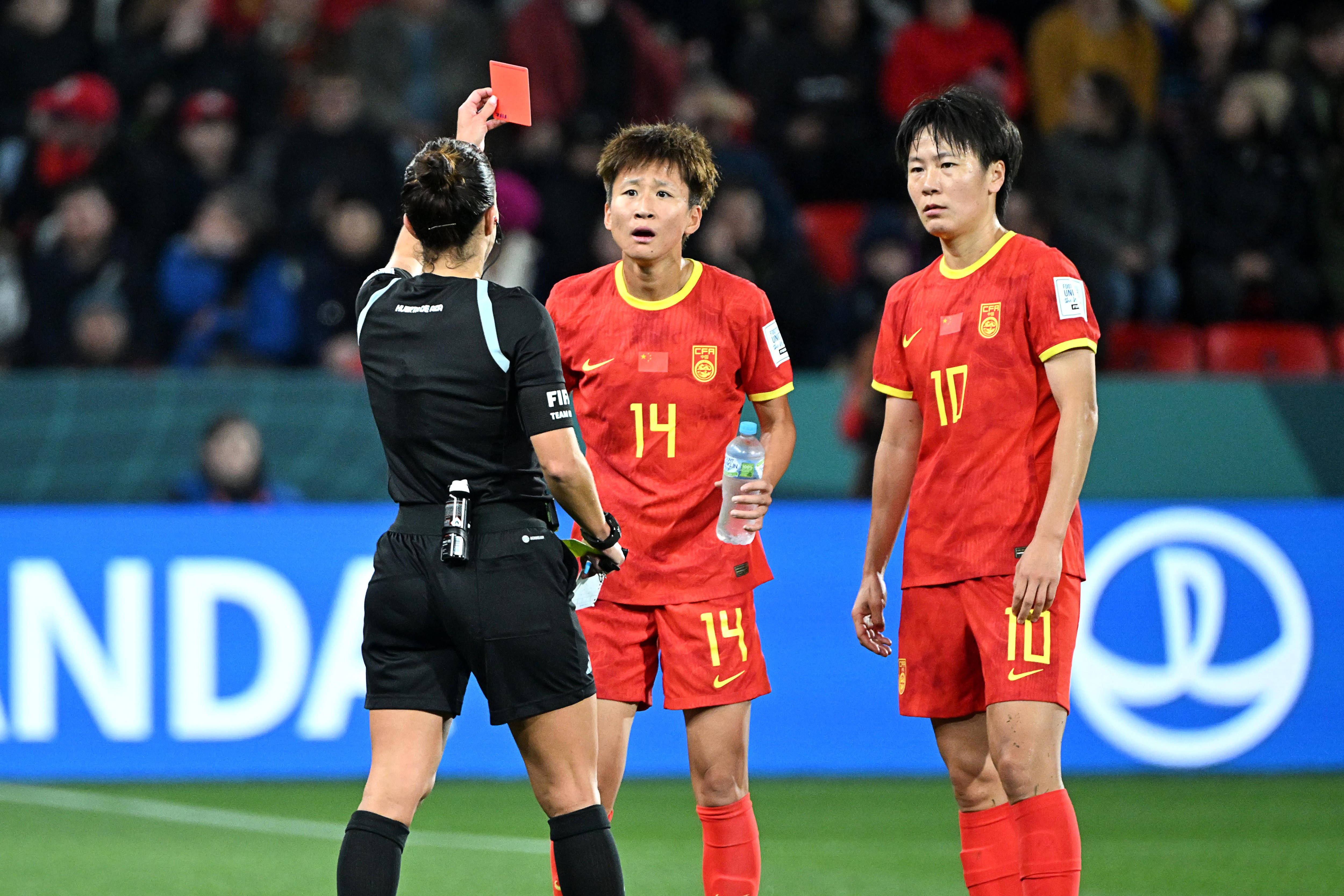 夺冠之路！中国女足强势登顶国际赛场