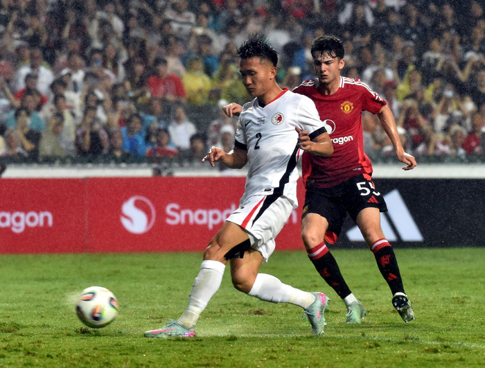 关于足球比赛深情陆上,精彩表演瞩目惊艳的信息 关于足球比赛深情陆上,精彩表演瞩目惊艳的信息