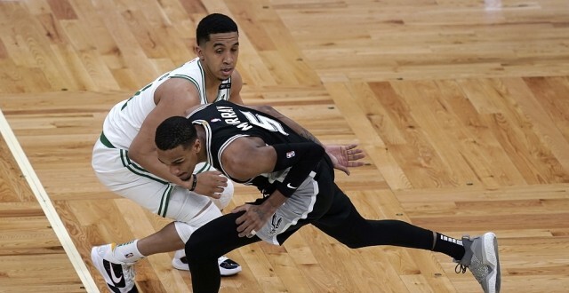 天津队翻盘马刺，塔图姆带队取胜