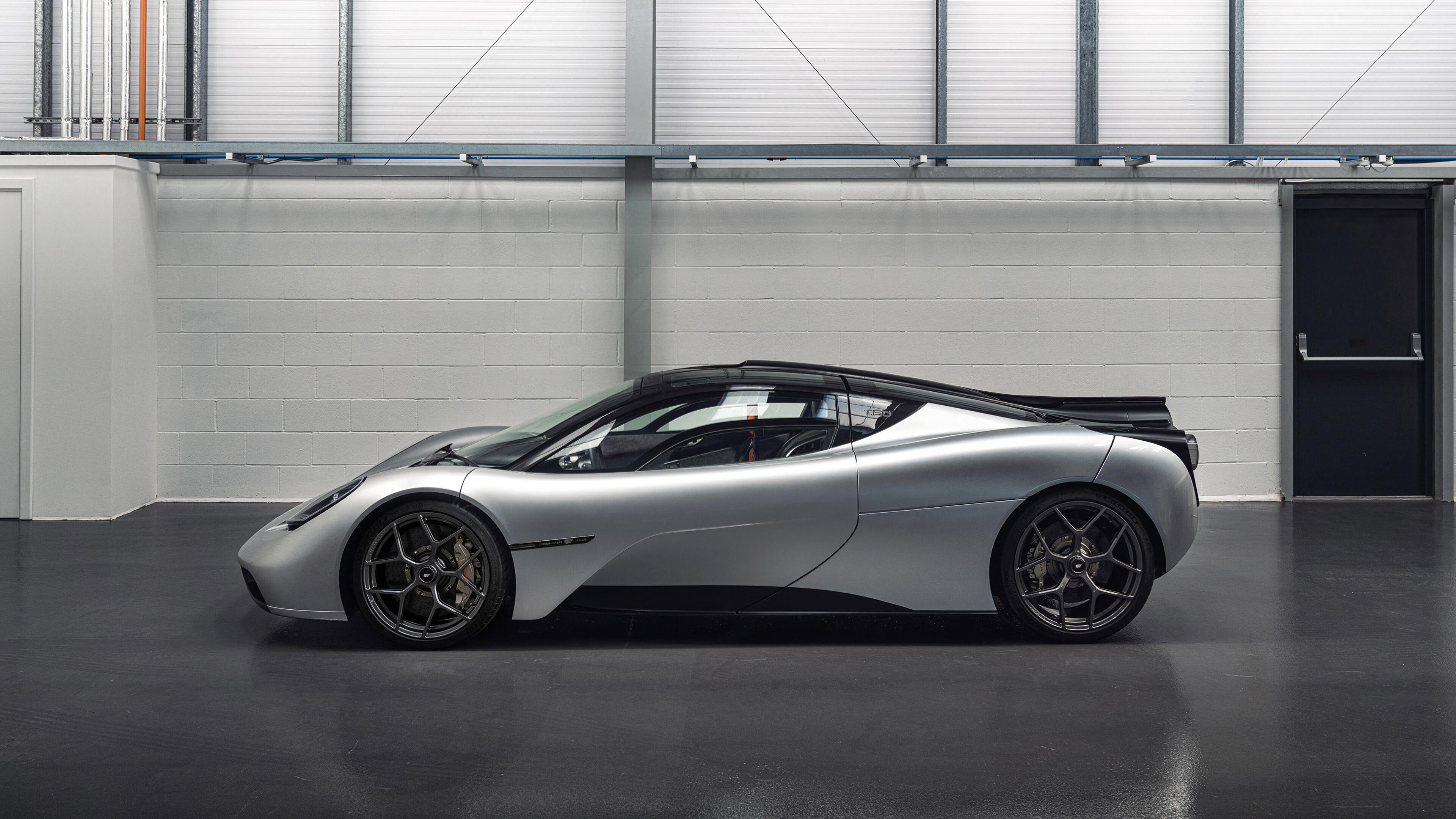 铁骑撕裂夜幕,凯塞多攻防一体,教科书式突破锁定王座